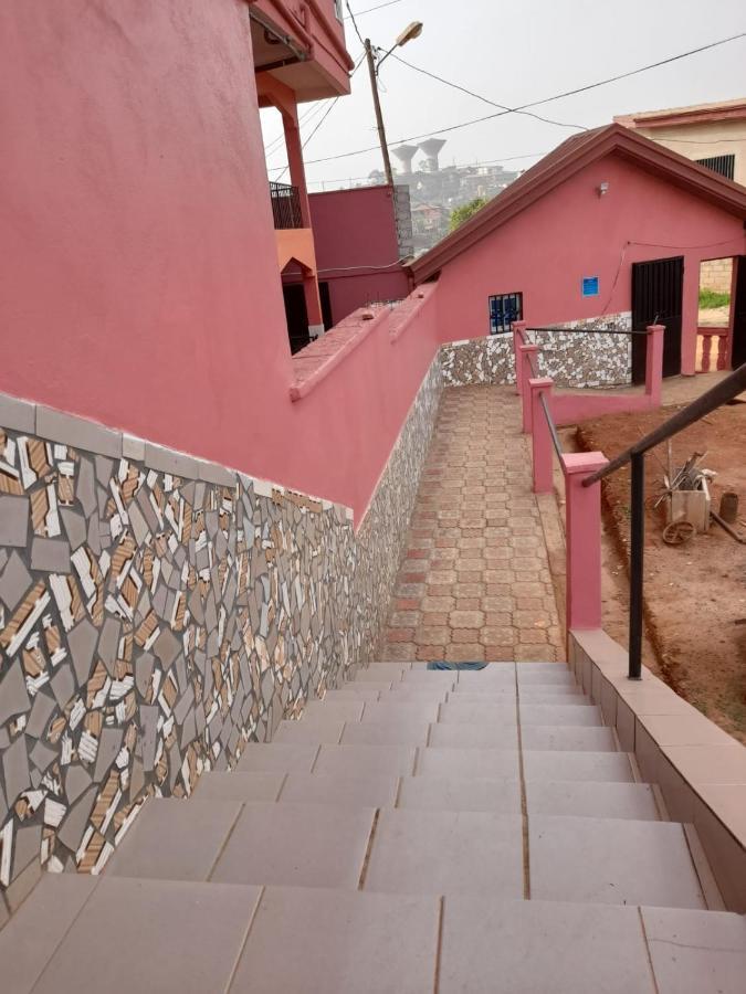 Britannia Hotel Cmr Yaoundé Екстериор снимка