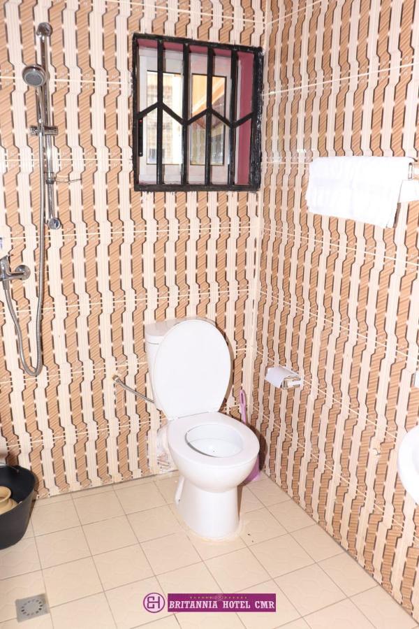 Britannia Hotel Cmr Yaoundé Екстериор снимка