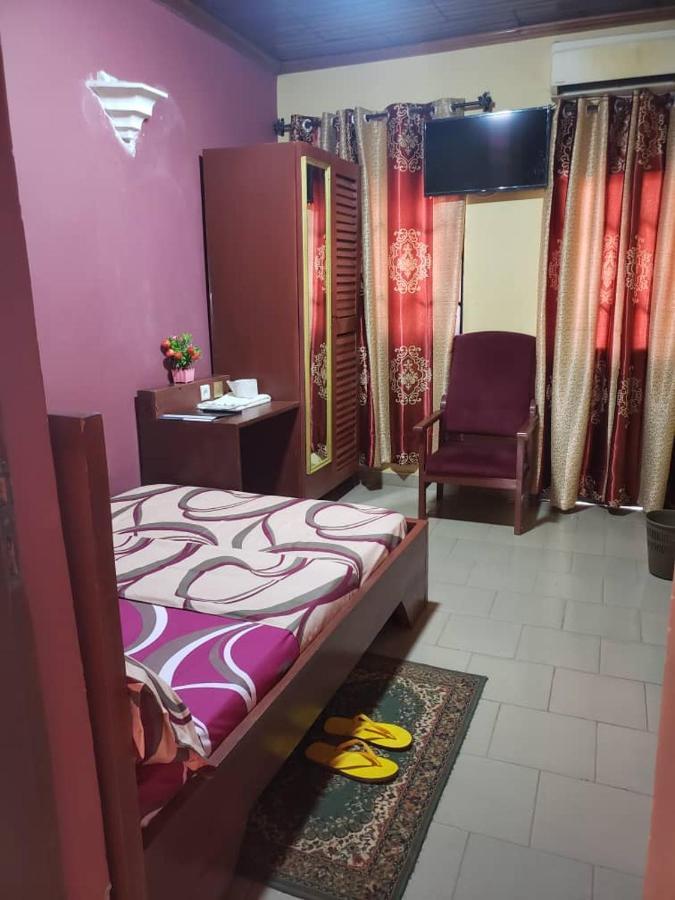 Britannia Hotel Cmr Yaoundé Екстериор снимка