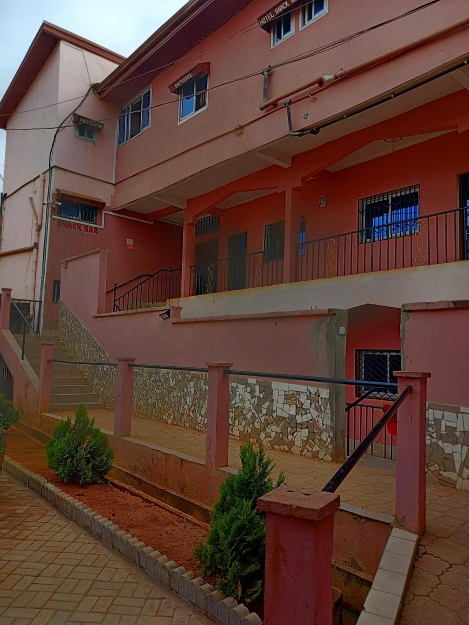 Britannia Hotel Cmr Yaoundé Екстериор снимка
